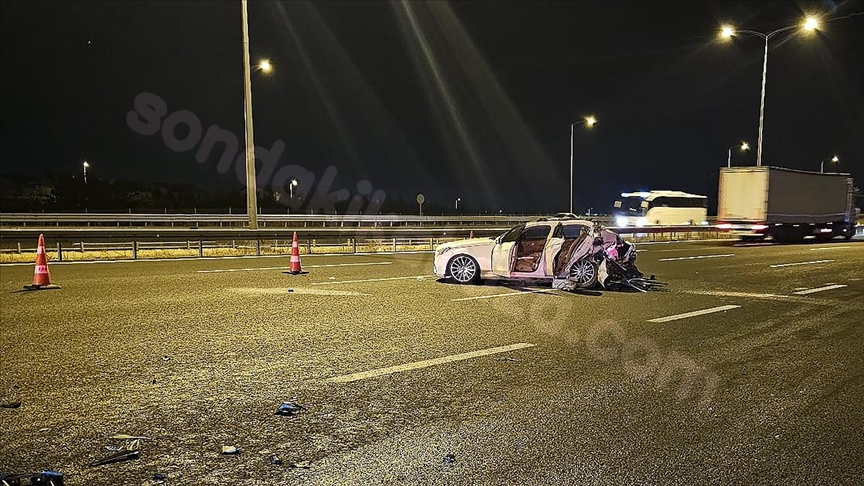 Ankara'da trafik kazasında bir ölü, 3 yaralı oldu.