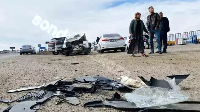 Diyarbakır'da trafik kazası: Araçlar çarpıştı, 4 kişi yaralandı!