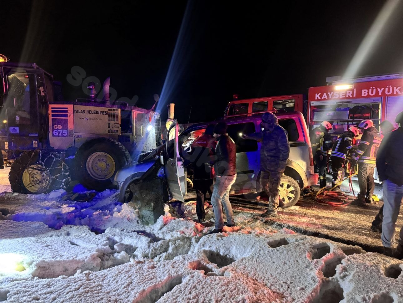 Kayseri'de kaza: 2 kişi yaralı oldu.