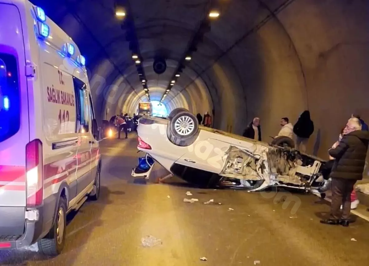 Ünye'de Tünel İçinde Trafik Kazası: 7 Kişi Yaralandı.