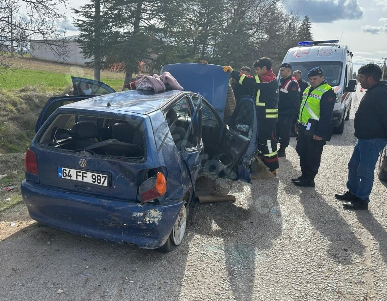 Uşak'ta trafik kazasında 5 kişi yaralandı - Güncel Haberler