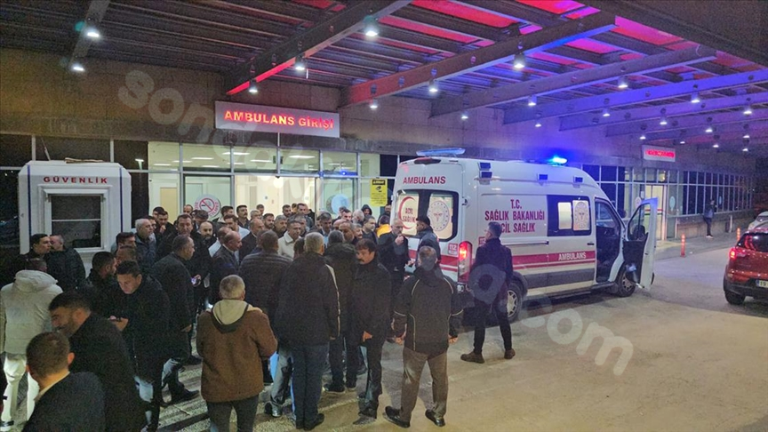 Yaralanan Tokat Belediye Başkanı Yazıcıoğlu zincirleme kaza geçirdi.