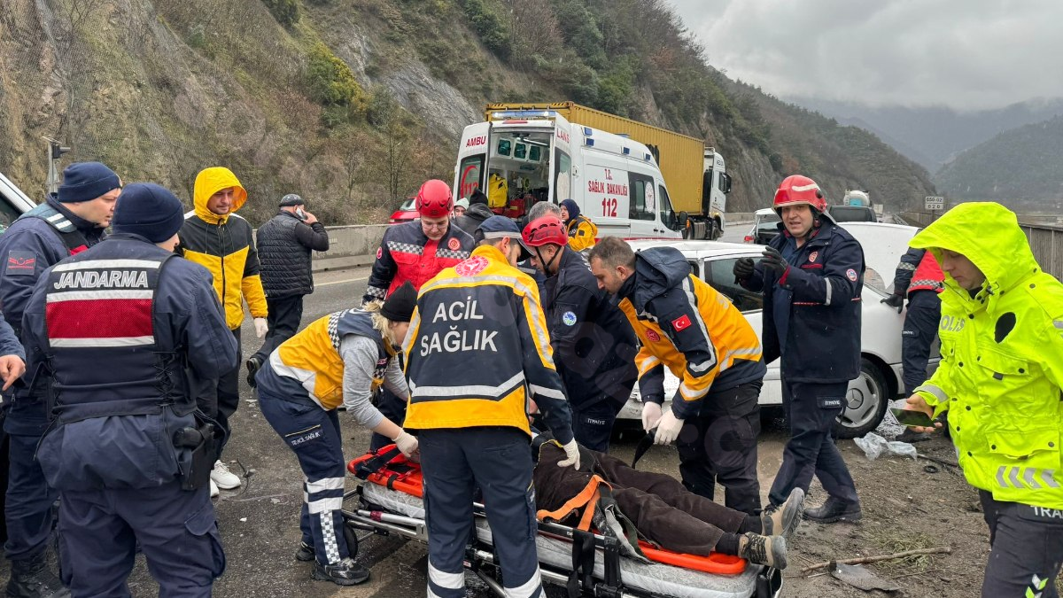 Sakarya'da yaşlı çift kaza sonucu ayrıldı