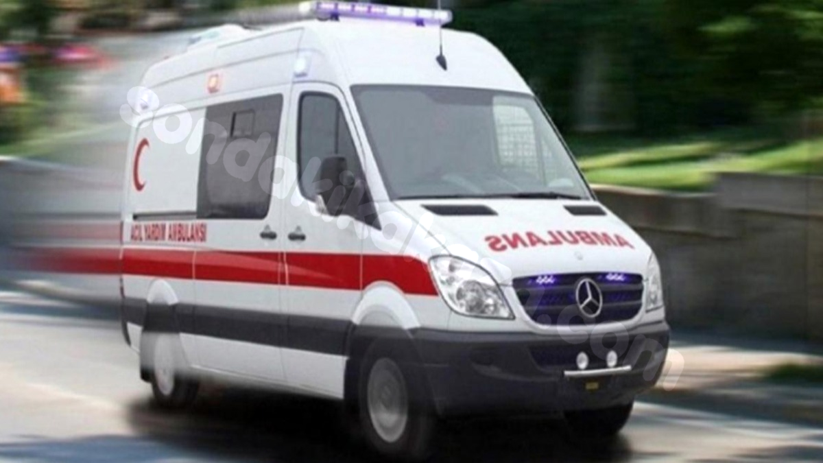 Afyonkarahisar'da kaza: 1 kişi hayatını kaybetti, 2 kişi yaralandı.