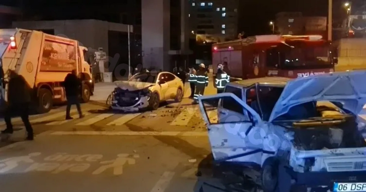 Trafik kazasında 2 çocuk dahil 3 kişi yaralandı - Oxu.az