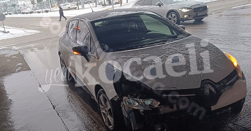 Kandıra Kavşağında hasarsız trafik kazası