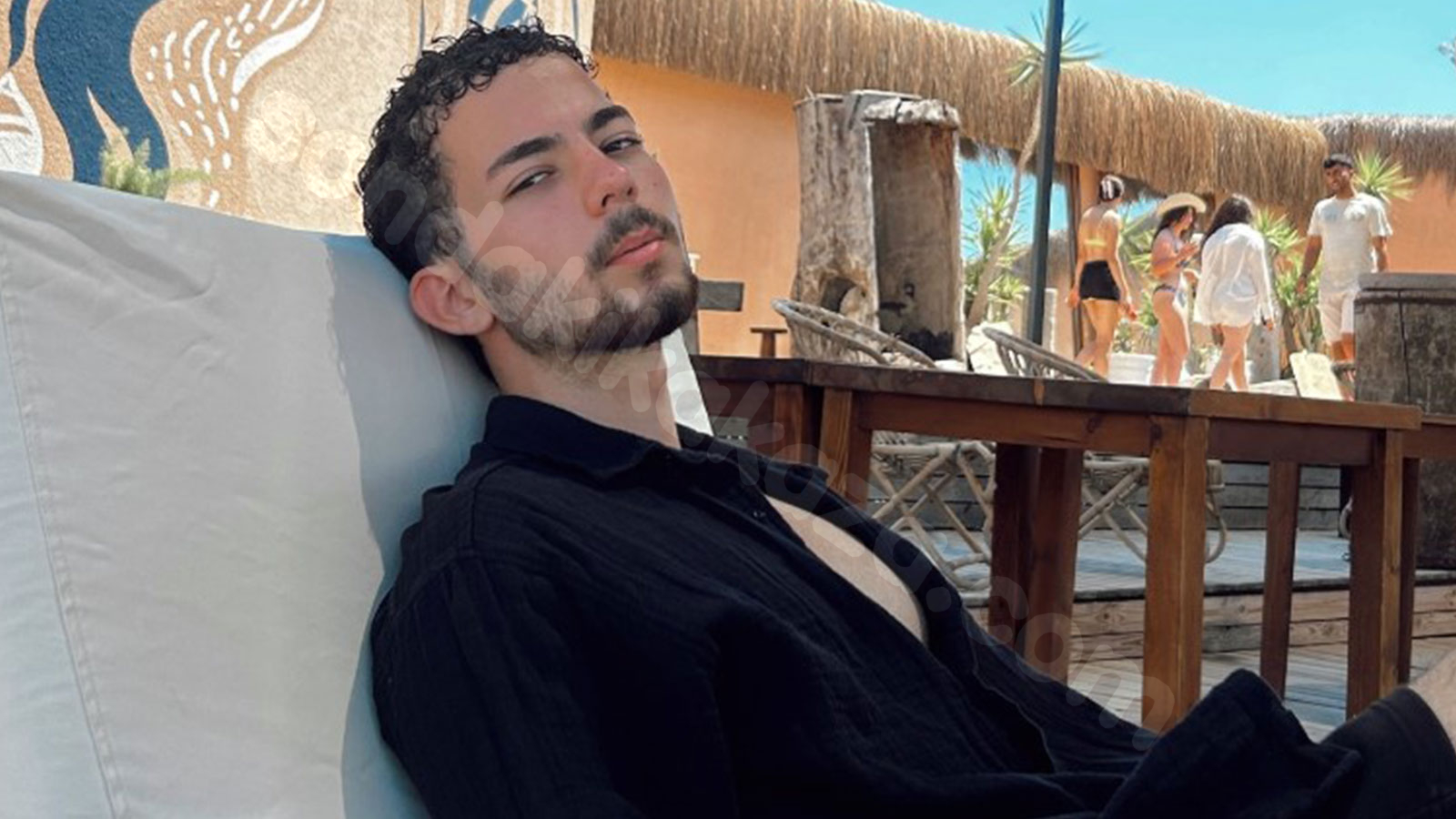 21 yaşındaki sarhoş DJ, motosiklet kazasında hayatını kaybetti.