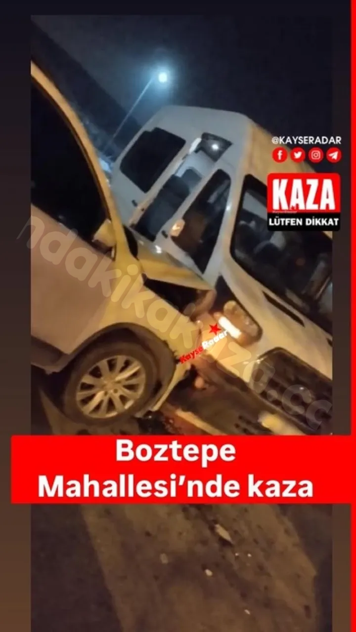 Boztepe Mahallesi'nde Mahmut Şahin Caddesi'nde trafik kazası oldu.