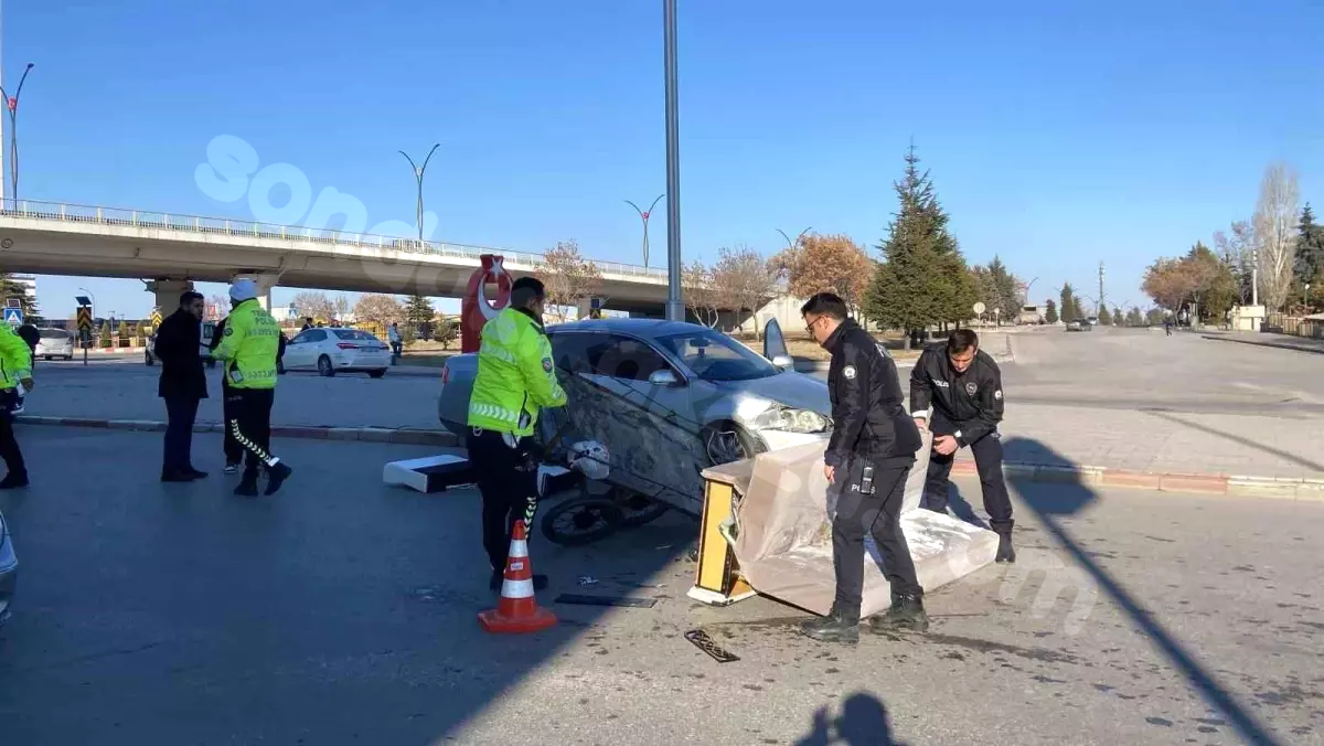 Karaman'da Trafik Kazası: Seyyar Araç Sahibinin Sağlığı İyi