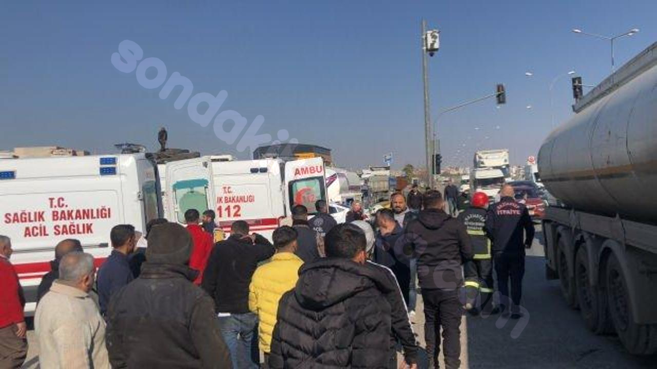 Gaziantep'te zincirleme kaza: Çok sayıda yaralı bulunuyor.