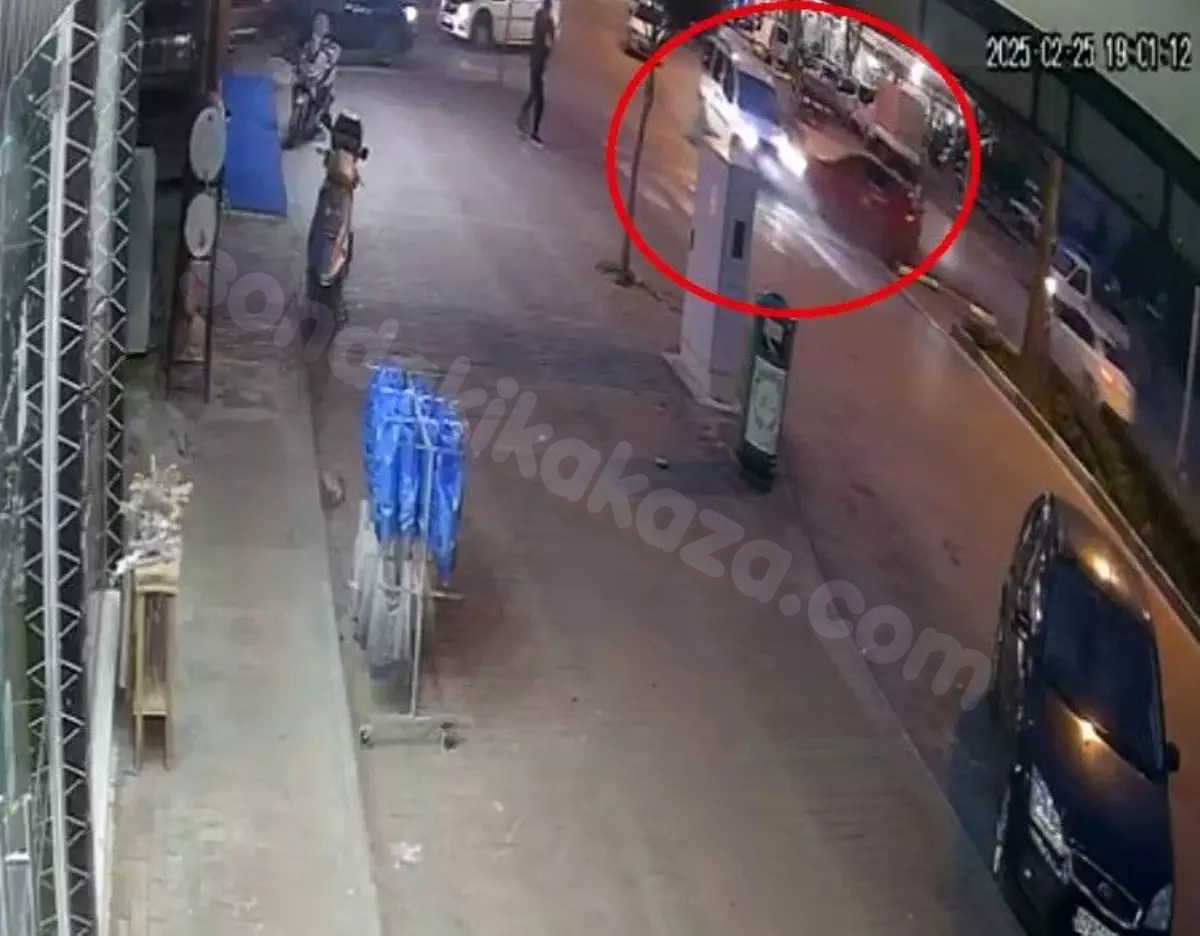 Manavgat'ta Kaza: 3 Kişi Yaralı