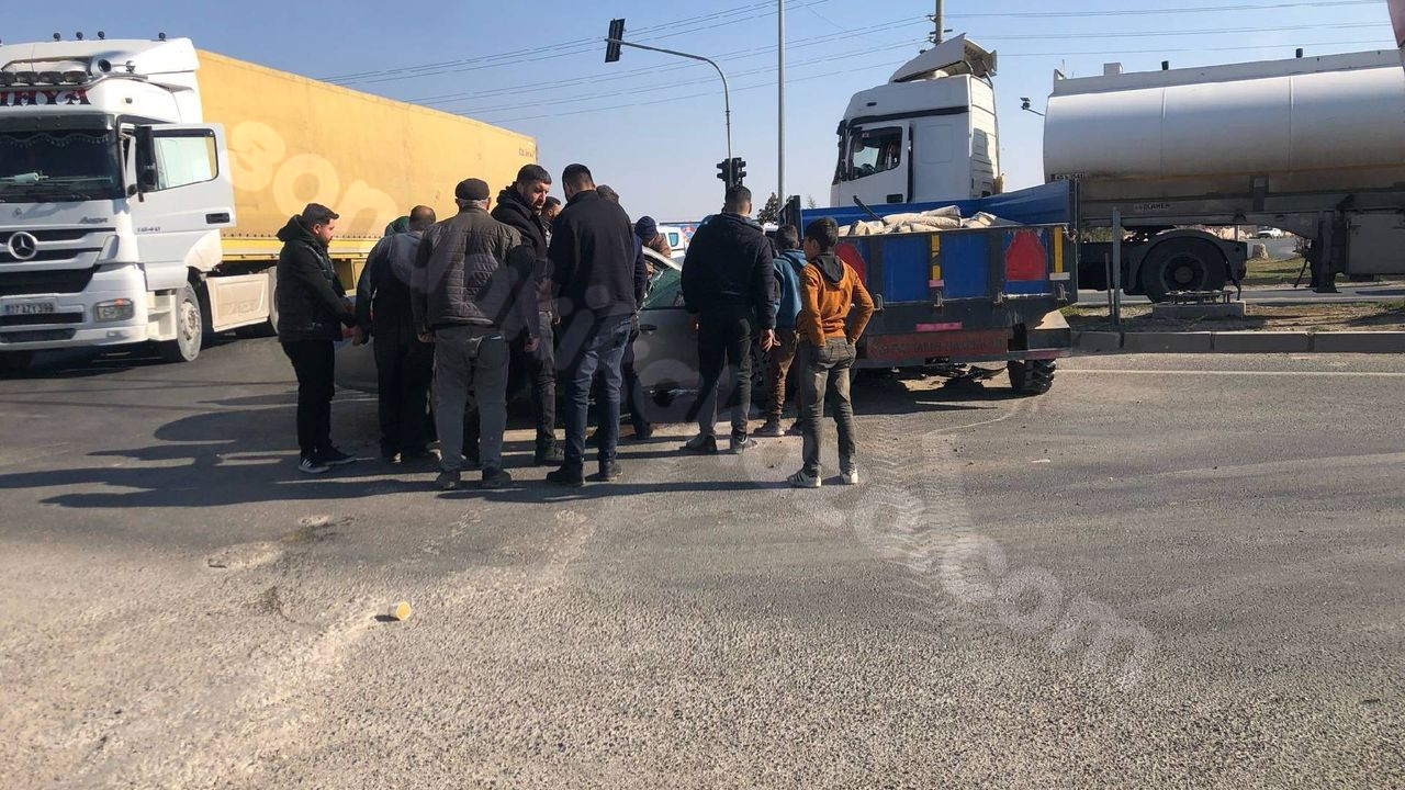 Nizip'te Zincirleme Trafik Kazasında 5 Kişi Yaralandı
