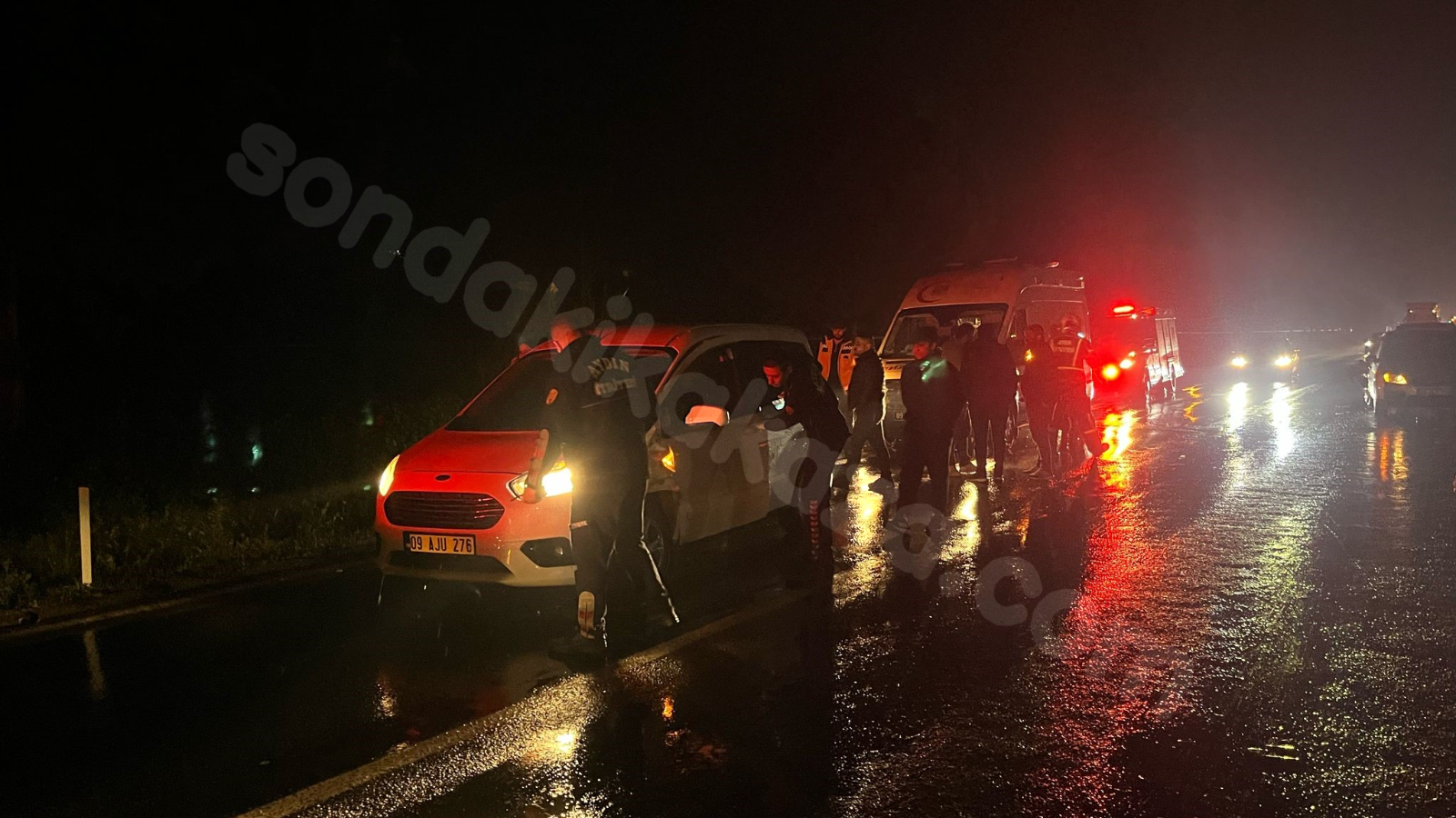Aydın'da araçlar zincirleme kaza yaptı: 1 kişi yaralandı