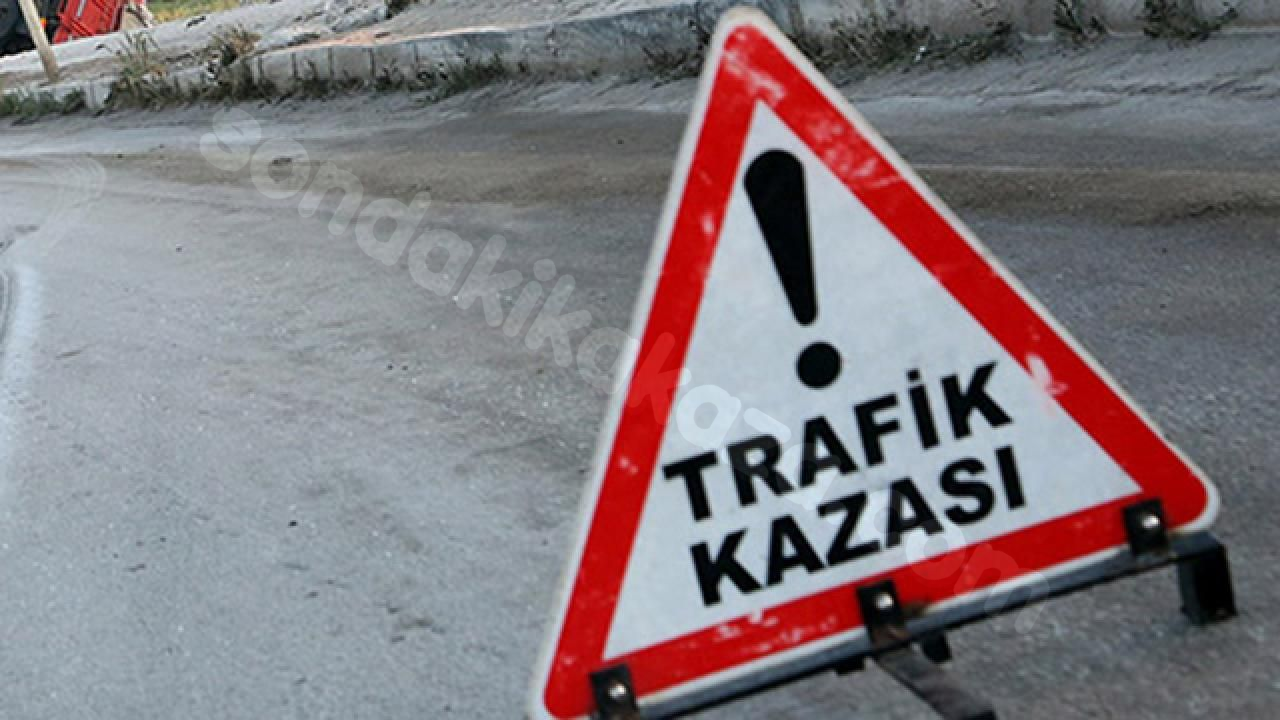 Kazada 2 kişi yaralanırken, 2 kişi de gözaltına alındı.