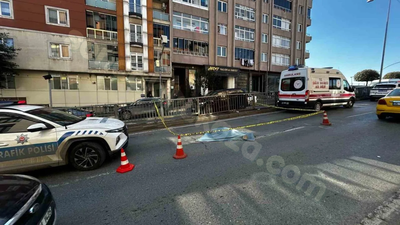 Bayrampaşa'da güvenlik kamerasına yakalanan korkunç kaza: Yaya çarpıldı, sürücü kısa sürede yakalandı.