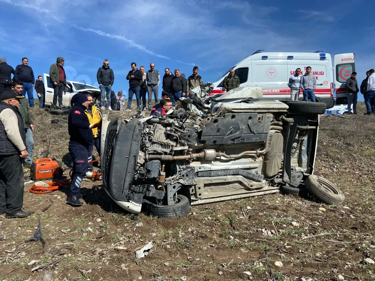 Çorum'da trafik kazasında 1 kişi hayatını kaybetti, 5 kişi yaralandı!