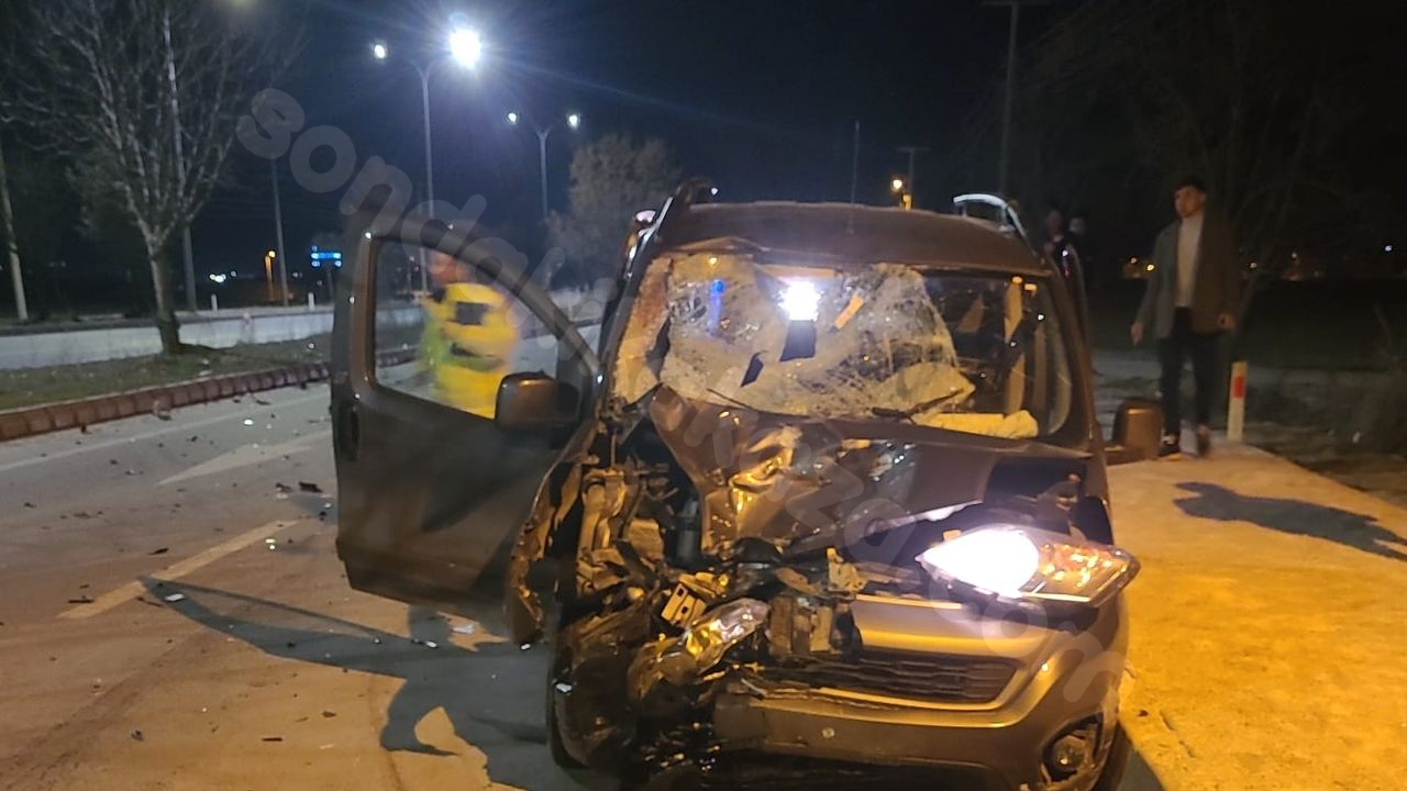 Afyon'da trafik kazasında 2 kişi hayatını kaybetti!
