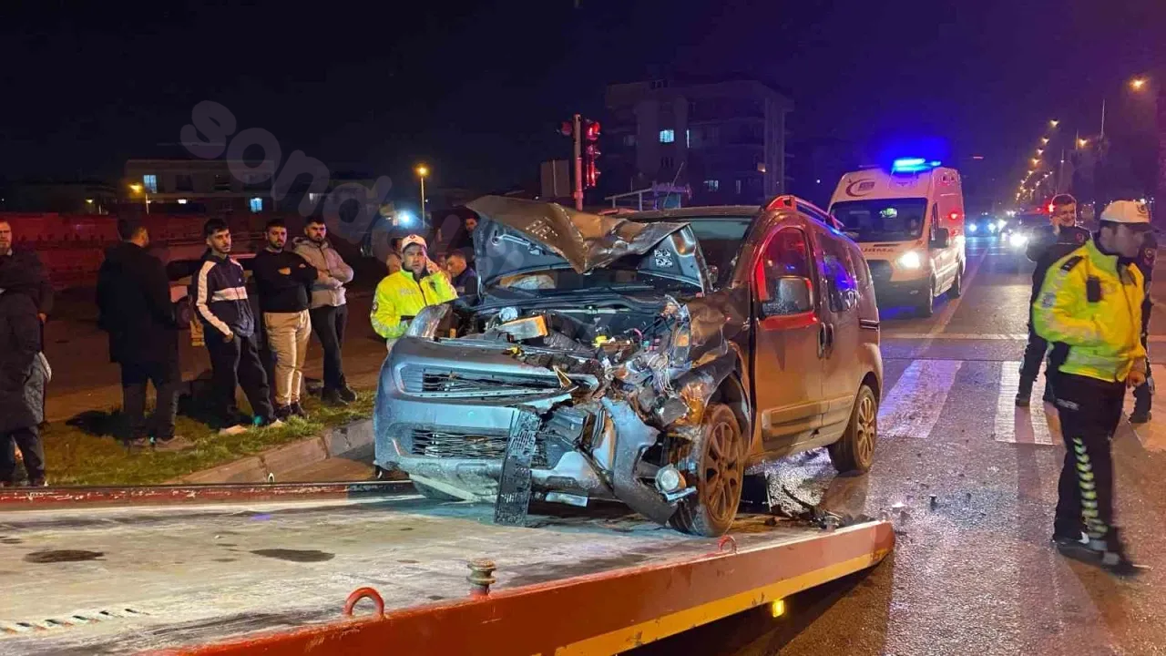 Aydın'da kaza sonucu 3 kişi yaralandı.