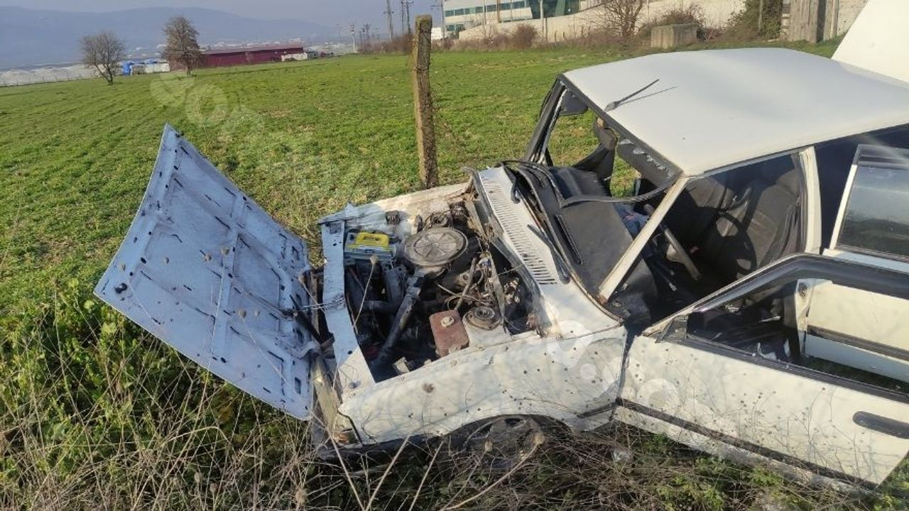 Bursa'da kaza: İki çocuklu beş kişi yaralandı.