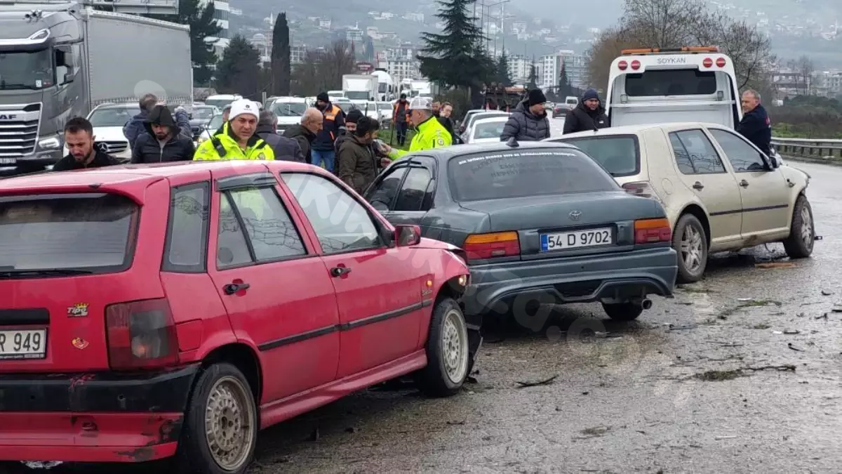Samsun'da Şubat ayında 3 kişinin öldüğü ve 384 kişinin yaralandığı 899 trafik kazası yaşandı.
