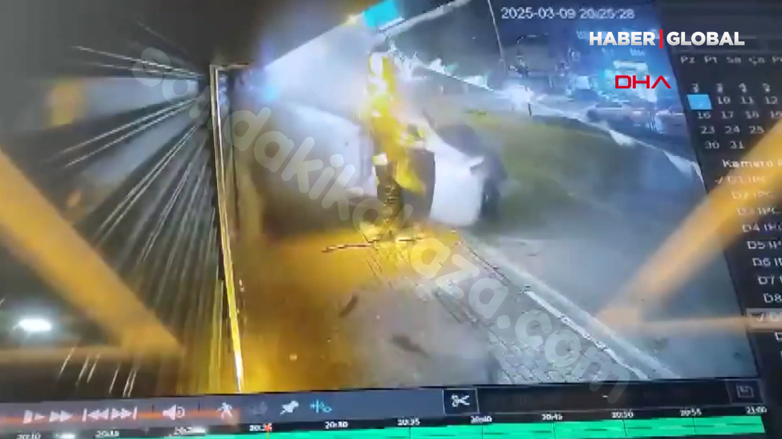 Bursa'da korkunç kaza, araç birçok kez takla attı! O anlar kameralarda