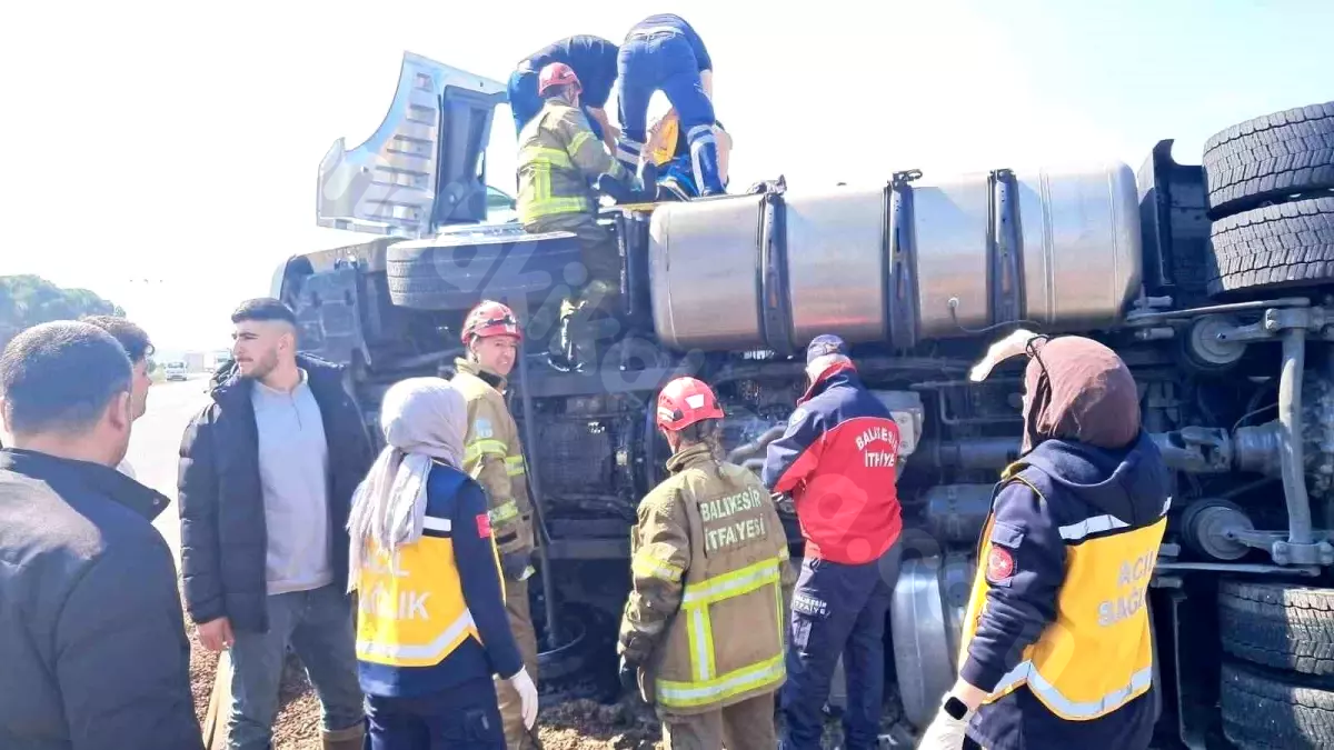 Edremit'te Balıkesir Yolu'nda Tek Yönlü Trafik Kazası