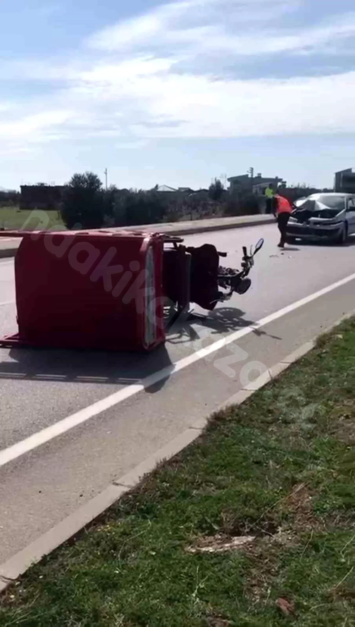 Hatay'da Trafik Kazası: 1 Kişi Hayatını Kaybetti, 1 Kişi Yaralandı