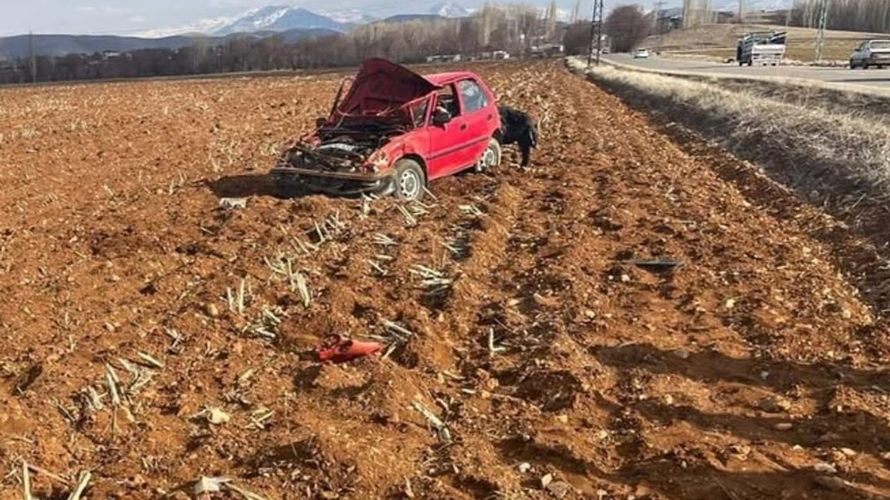 Afşin'de Kaza: 3 Kişi Hasar Aldı