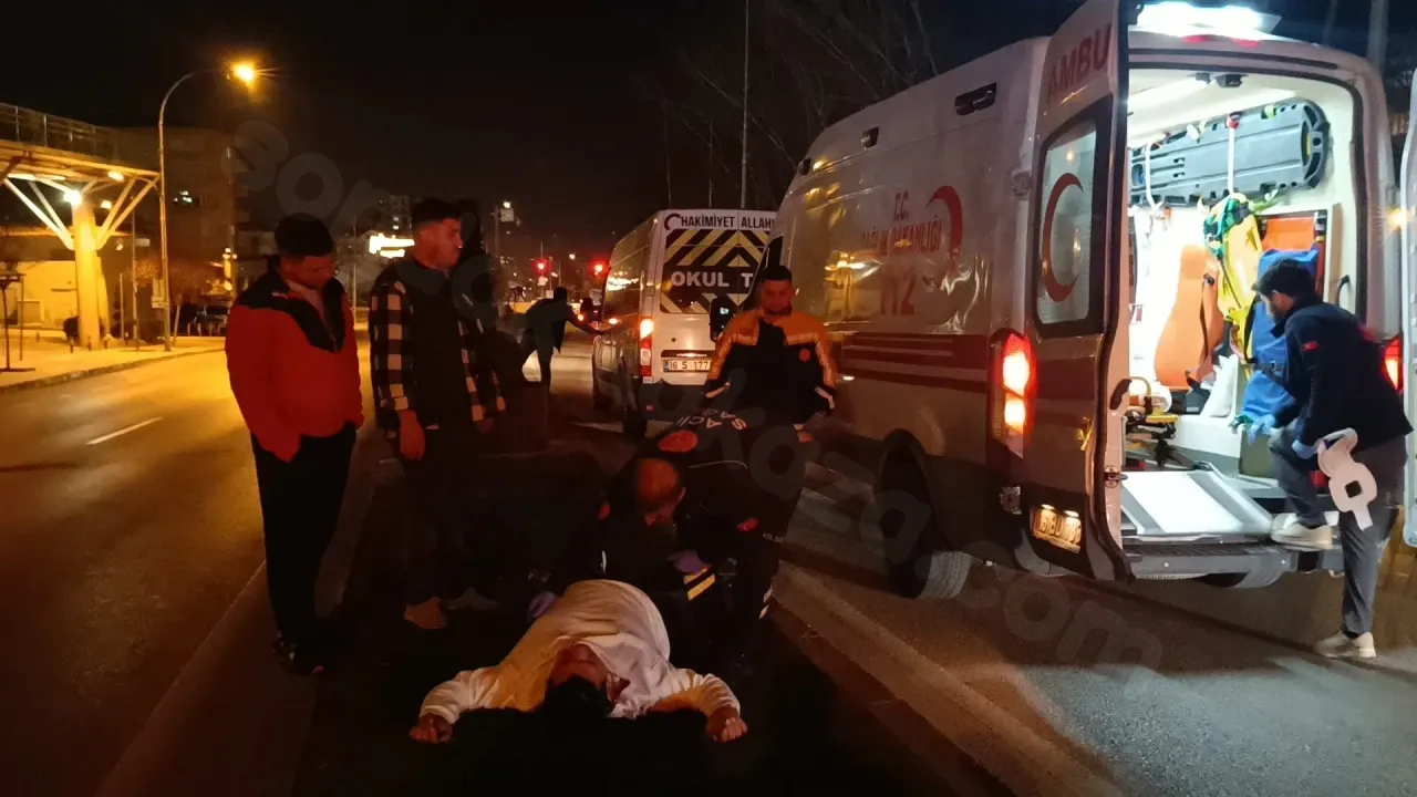 Bursa'da çarpışma sonrası sürücüler arasında kavga çıktı: 1 kişi yaralandı.