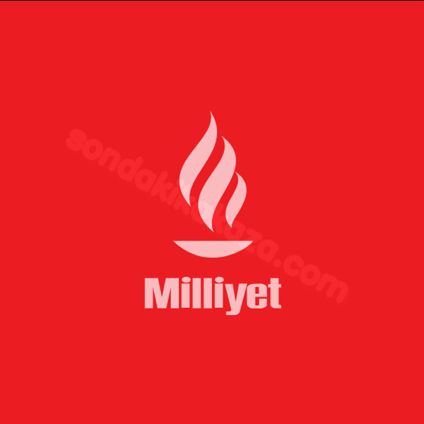 Rize'de otomobil ile minibüsün kaza yaptığı an kamerada.