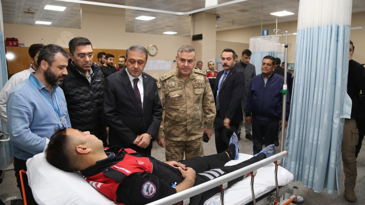 Şanlıurfa'da kaza: 2 polis yaralı durumda.