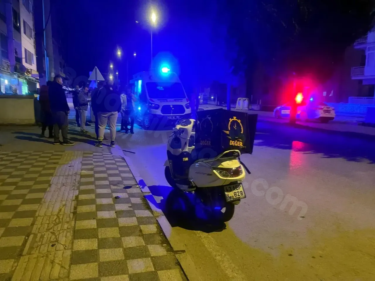 Tavşanlı'da Kaza: Motosiklet Yola Savruldu!