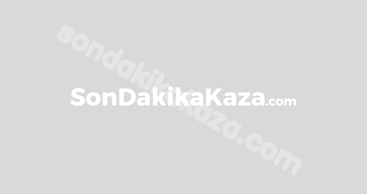 Tavşanlı'da meydana gelen trafik kazasında motosiklet kuryesi yaralandı.