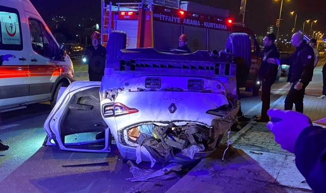 Karadeniz Ereğli'de ciddi bir kaza! Araç devrildi.