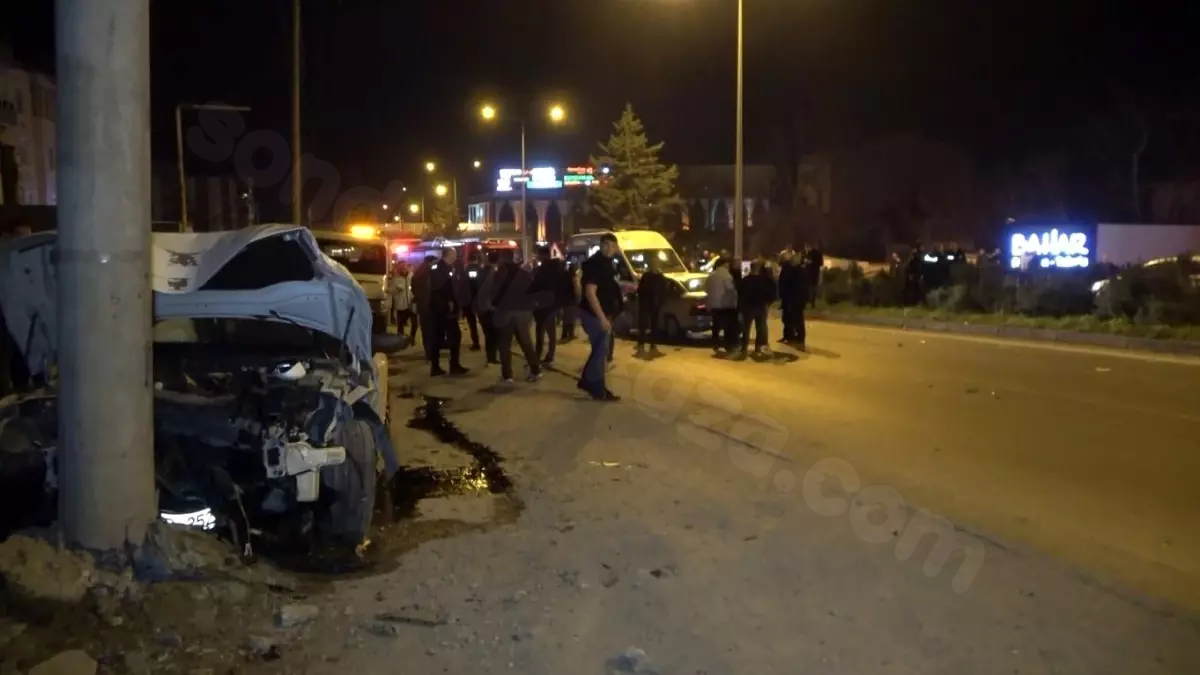 Samsun'da Zincirleme Kaza: 4 Kişi Yaralandı