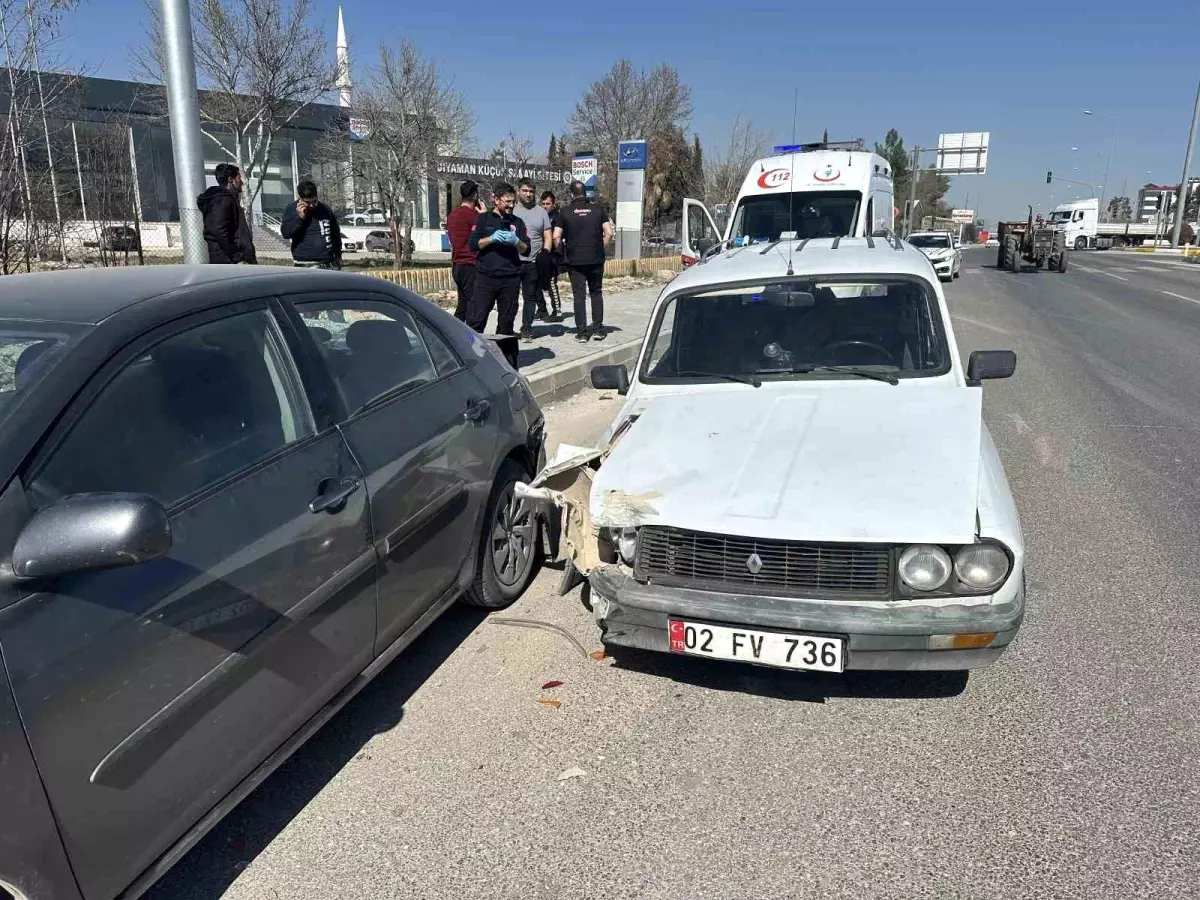 Adıyaman'da trafik kazasında 1 kişi yaralandı.