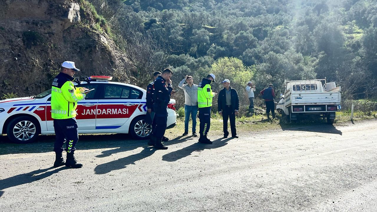 Köşk'te trafik kazasında 4 kişi yaralı oldu.
