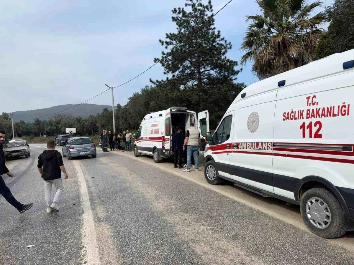 Erdek'te Kaza: 3 Kişi Yaralandı
