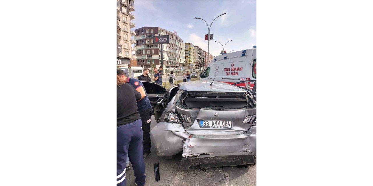 Batman'da kaza: 2 kişi yaralandı.