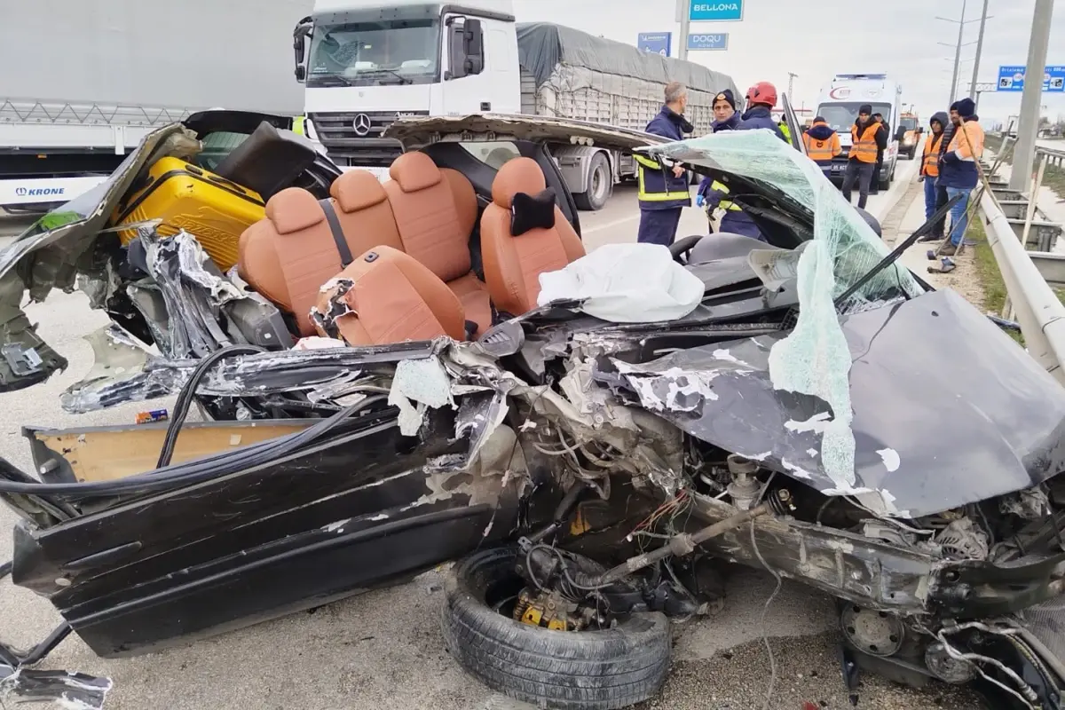 Amasya'da Trafik Kazası Sonucu 4 Kişi Yaralandı