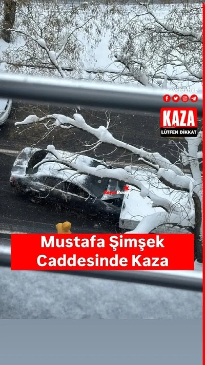Trafik kazası Mustafa Şimşek Caddesinde gerçekleşti, sürücüler uyanık olsun.