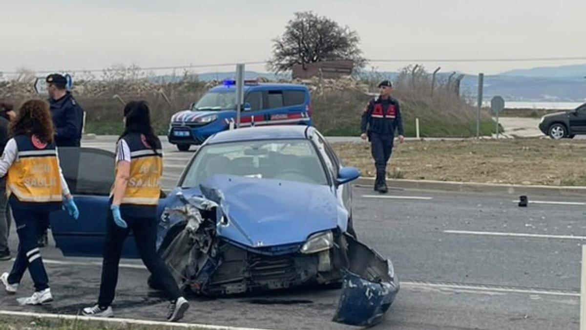 Çanakkale'de trafik kazasında 7 kişi yaralandı - Çanakkale'den Haber Var