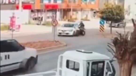 Kaza Anları Güvenlik Kamerasında!
