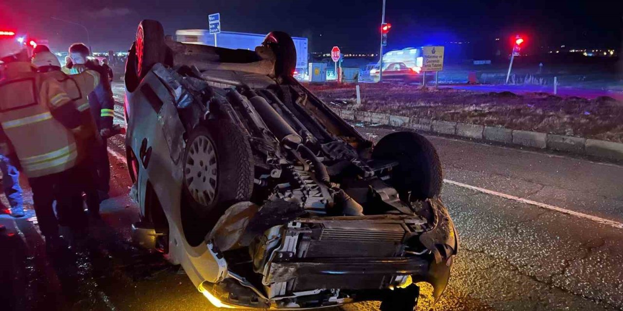 Kars’ta trafik kazası: 3 kişi yaralandı
