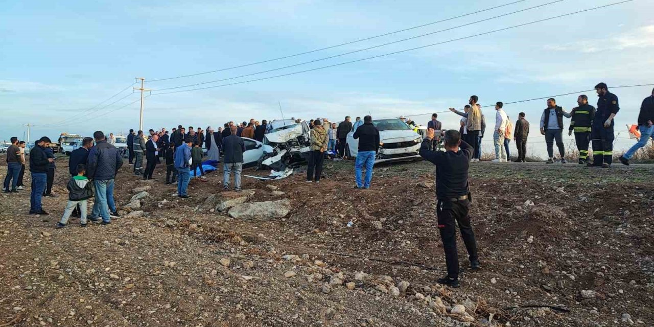 Diyarbakır’da taziye dönüşü trafik kazası: 3 ölü, 4 yaralı
