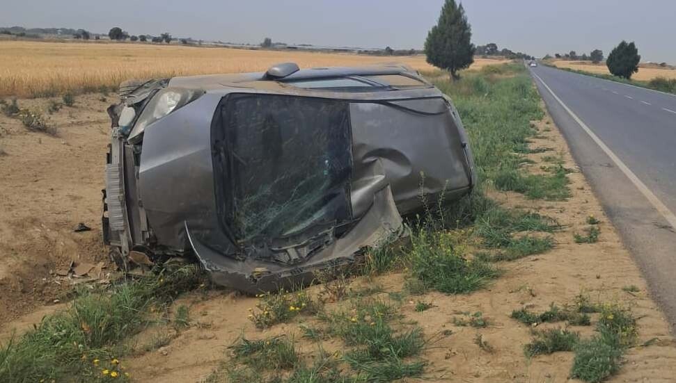 Gaziköy-Ercan yolundaki trafik kazası hasarla atlatıldı
