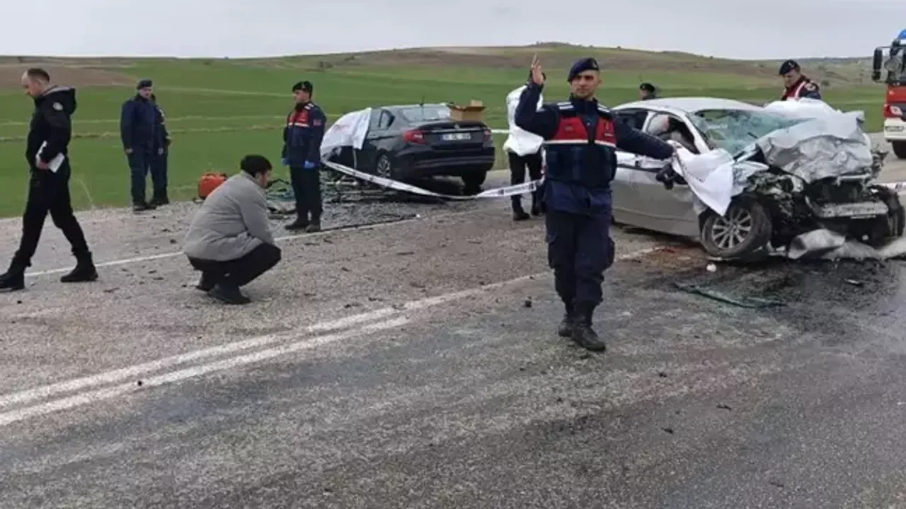 Katliam gibi kaza! 6 ölü, 3 yaralı