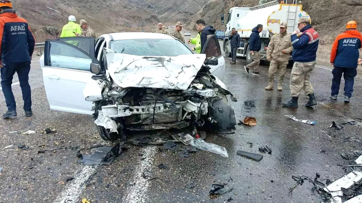 Ağrı'da Trafik Kazası: 1 Ölü, 5 Yaralı