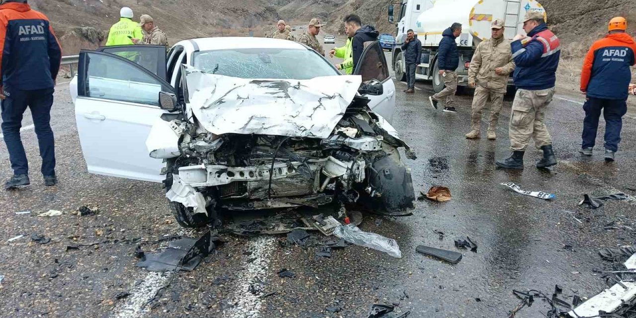 Ağrı’da feci trafik kazası: 1 ölü, 6 yaralı