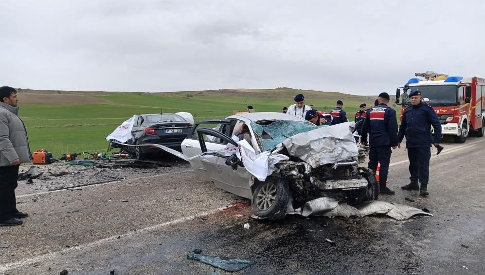 Bayram öncesi katliam gibi kaza: 7 ölü